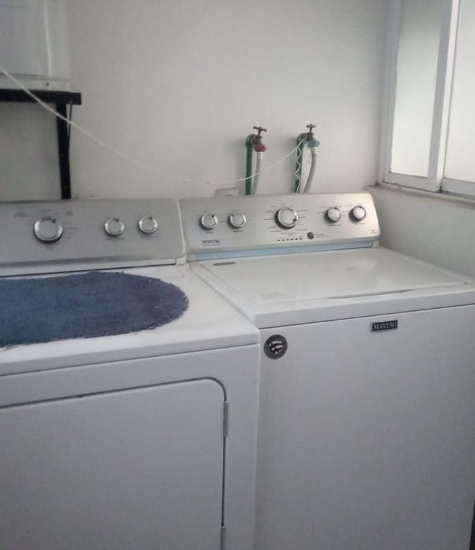 674