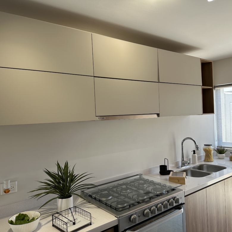 780